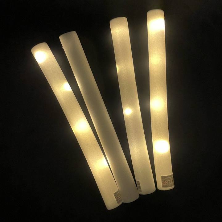 bâton lumineux en mousse à LED pour concert, supporters, boite de nuit, camping , fêtes et soirées